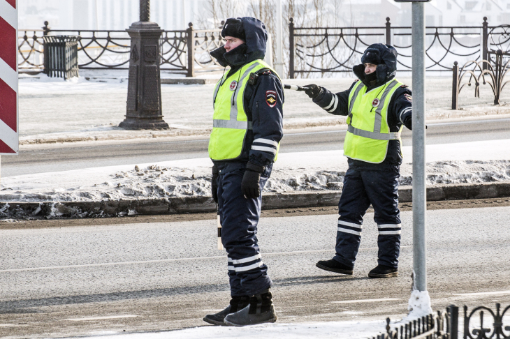 В Уватском районе за безопасностью дорожного движения следят беспилотники