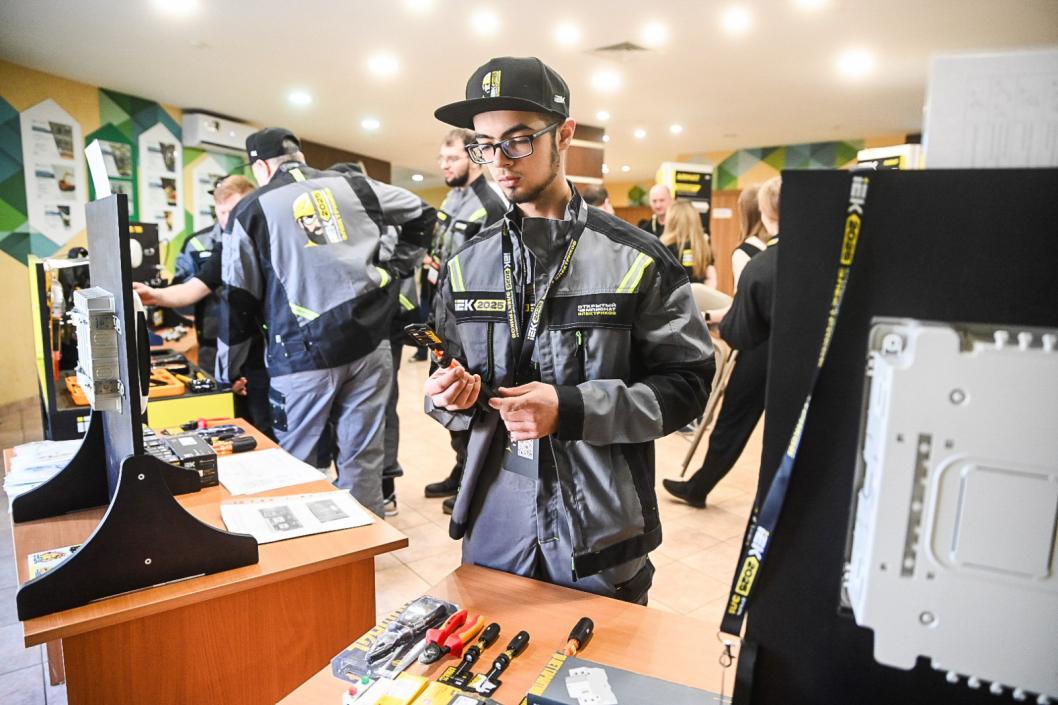 Сергей Елесин, ИА "Тюменская линия"