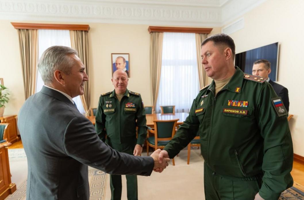 Канал Александра Моора в мессенджере Max 