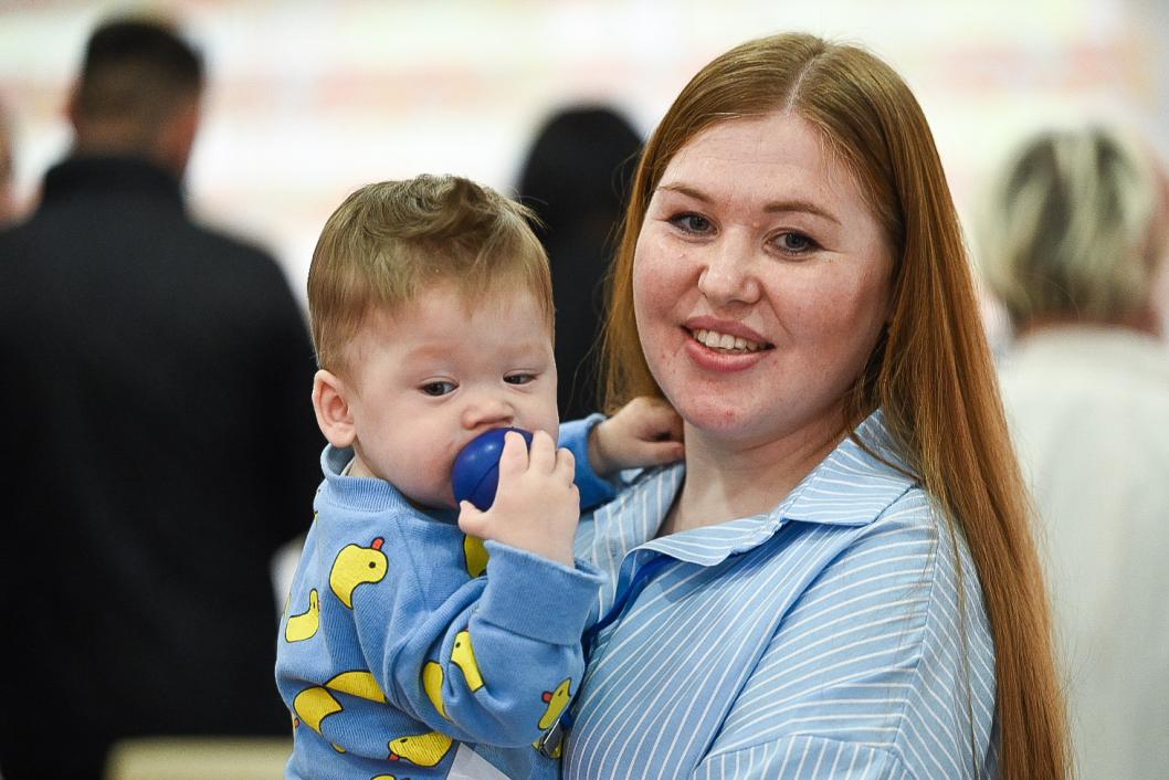 Более тысячи будущих мам в Тюменской области получат увеличенное пособие  с 1 января