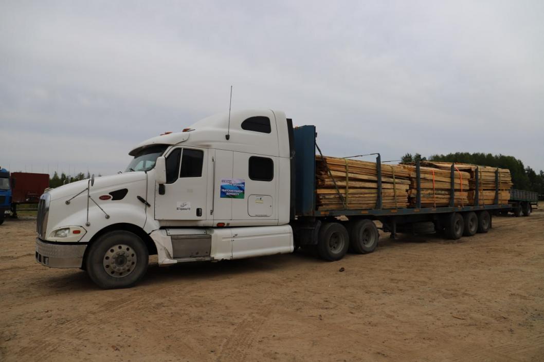 глава Уватского округа Вячеслав Елизаров