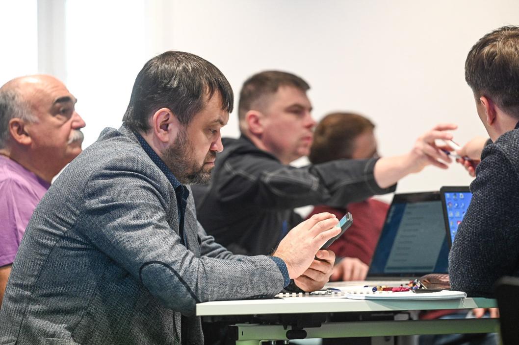 Сергей Елесин, ИА "Тюменская линия"