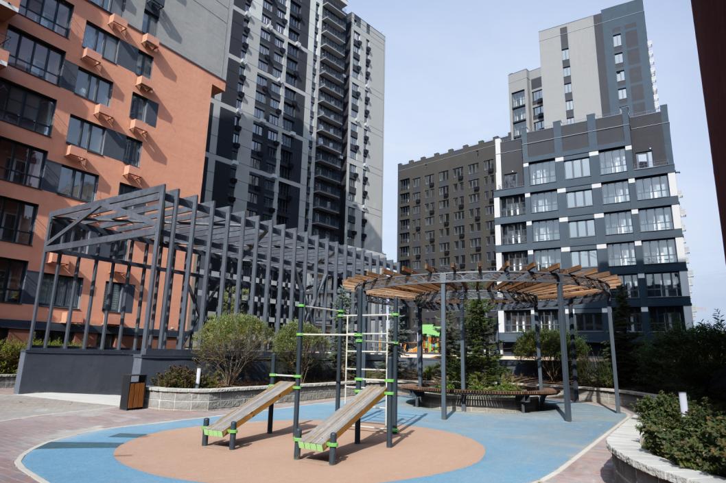 Евгений Шаров