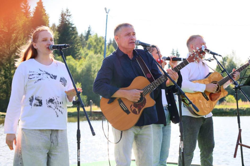 со страницы Петра Вагина