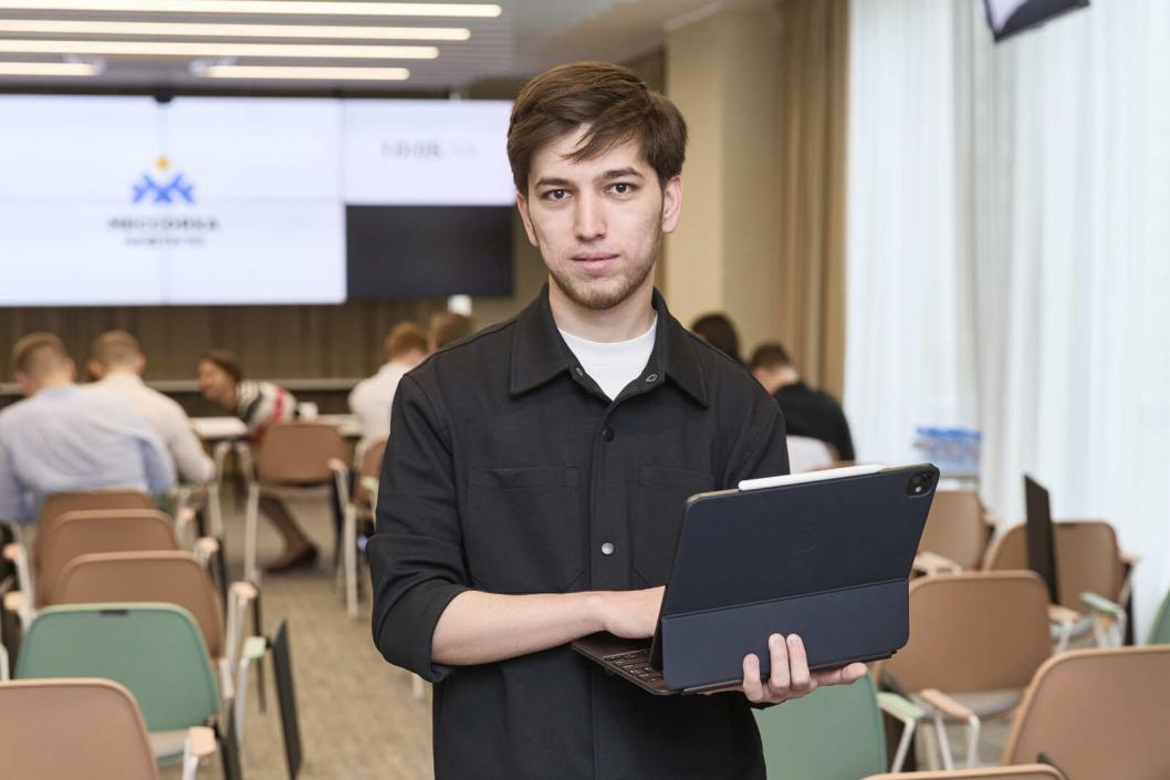 Сергей Полюхов