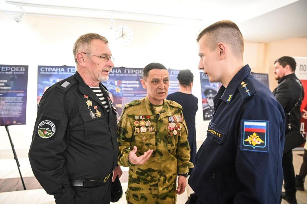 Сергей Елесин, ИА "Тюменская линия"