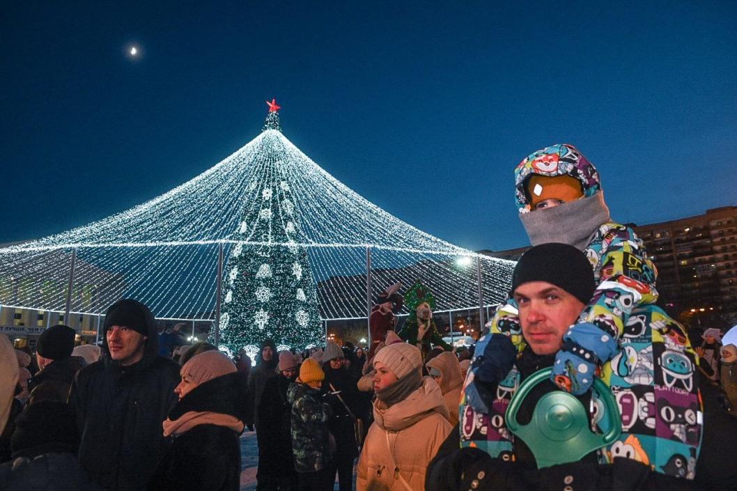 В Тюмени открыли главную новогоднюю елку