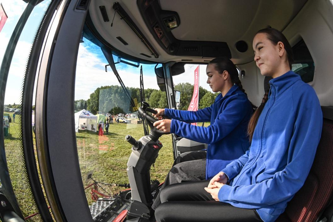 Сергей Елесин, ИА "Тюменская линия"