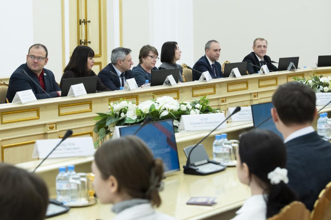 Александр Аксенов, ИА "Тюменская линия"