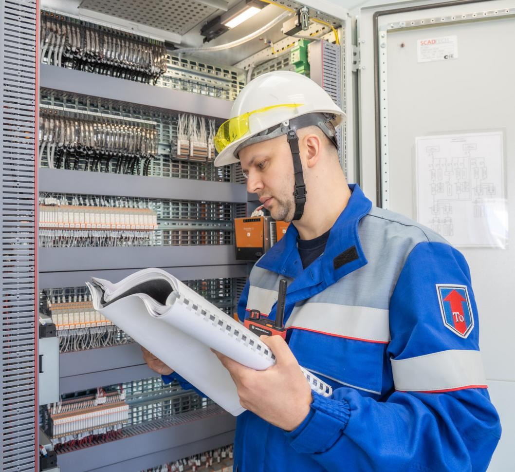  Олег Беляев