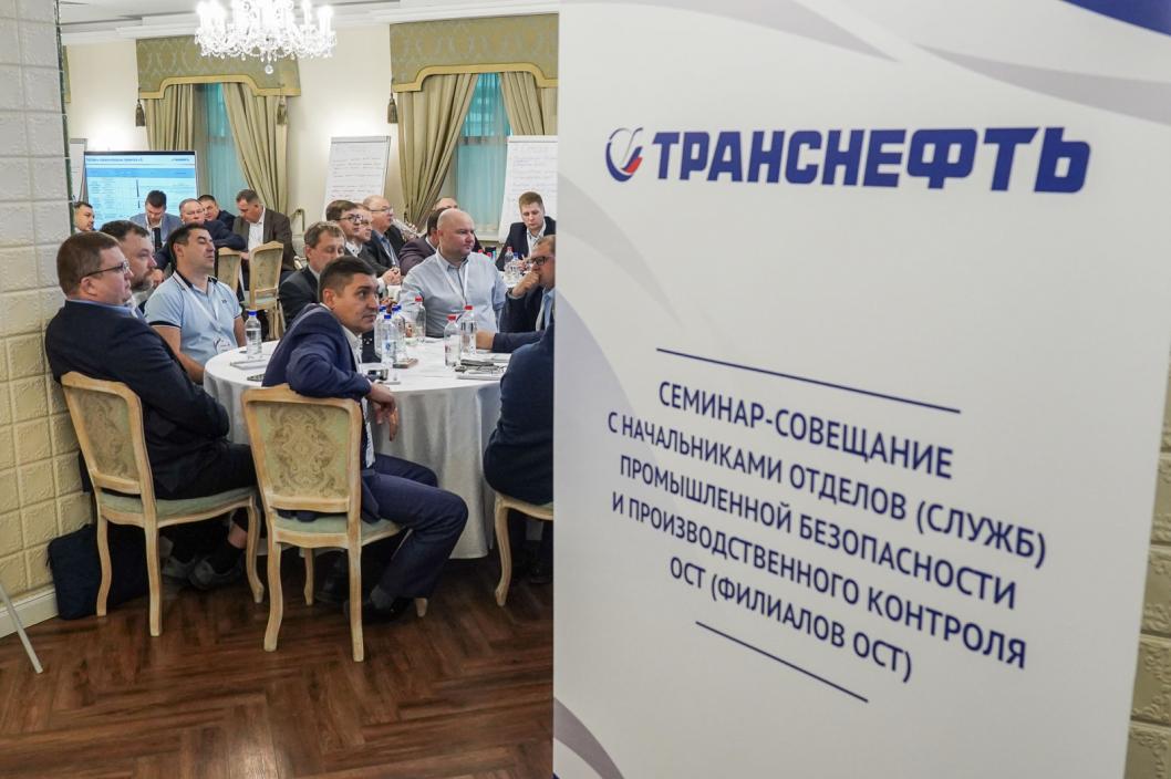 Олег Беляев