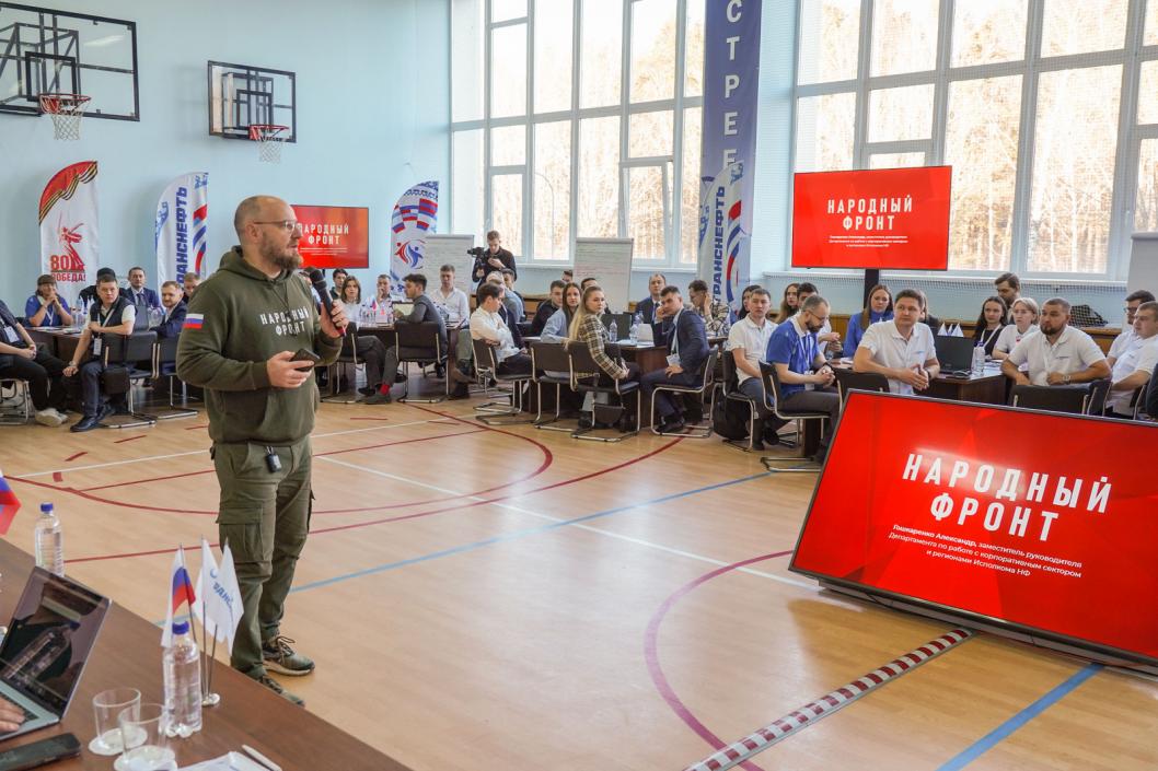 Олег Беляев