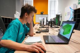 Сергей Мжельский, ИА "Тюменская линия"
