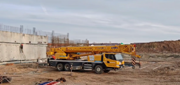 скриншот видео Главного управления строительства Тюменской области