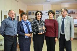 из сообщества "Библиотеки Тюмени" во ВКонтакте